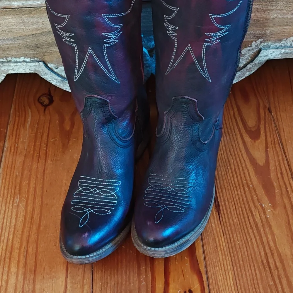 Freebird Whisper Boots - Picture 2 of 5
